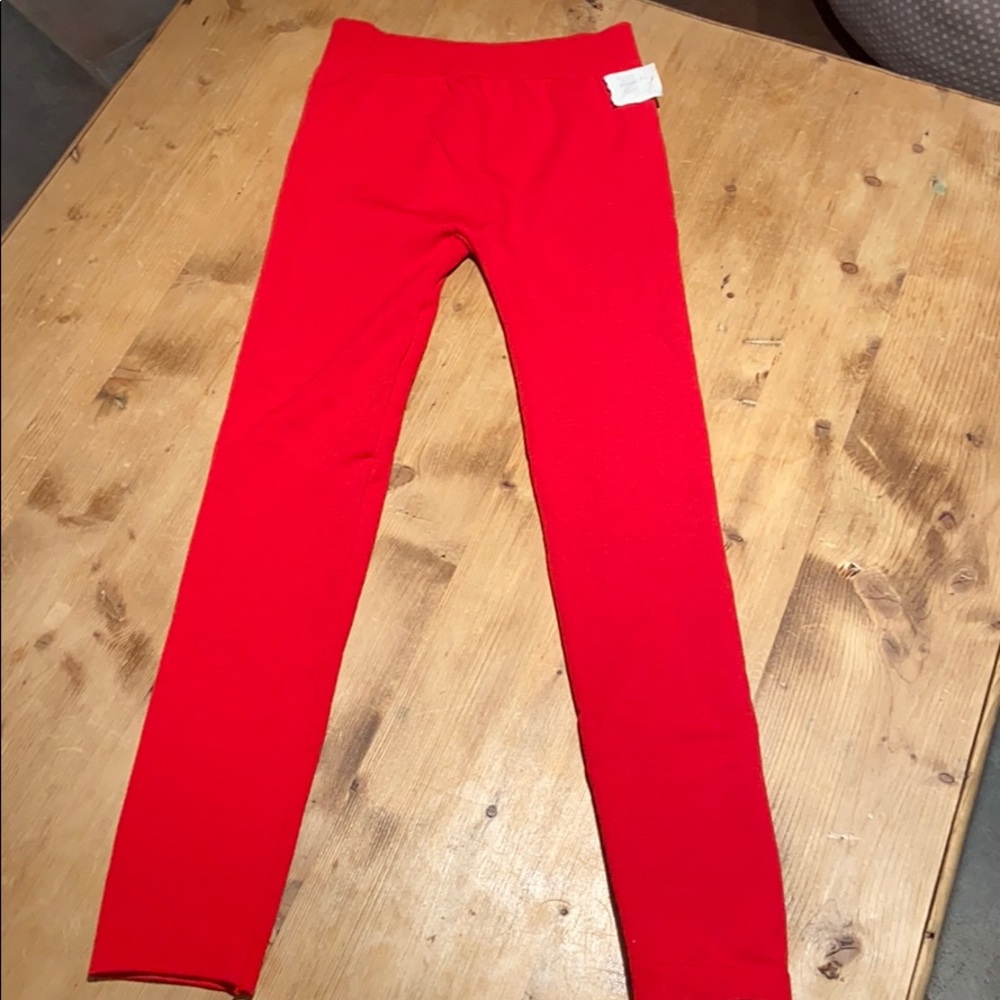 Red leggings Sz M fleece lined NWT
